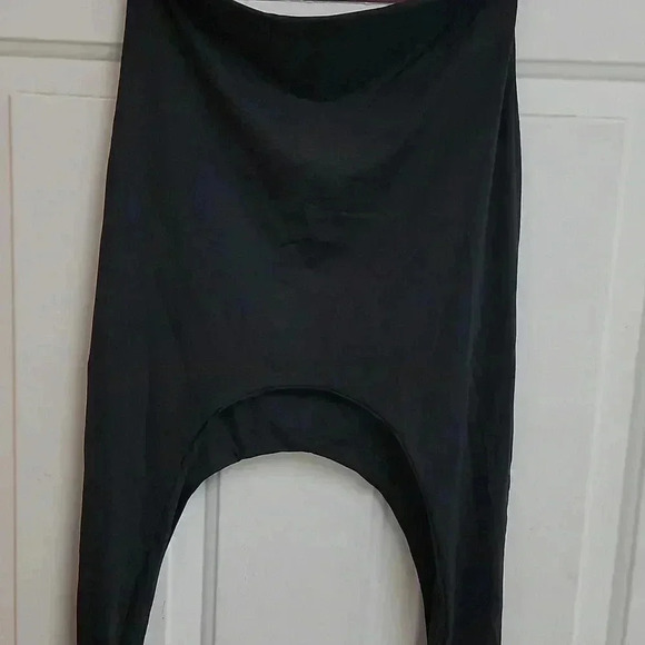 Revolve Bardot Black Asymetrical Skirt - Picture 4 of 8